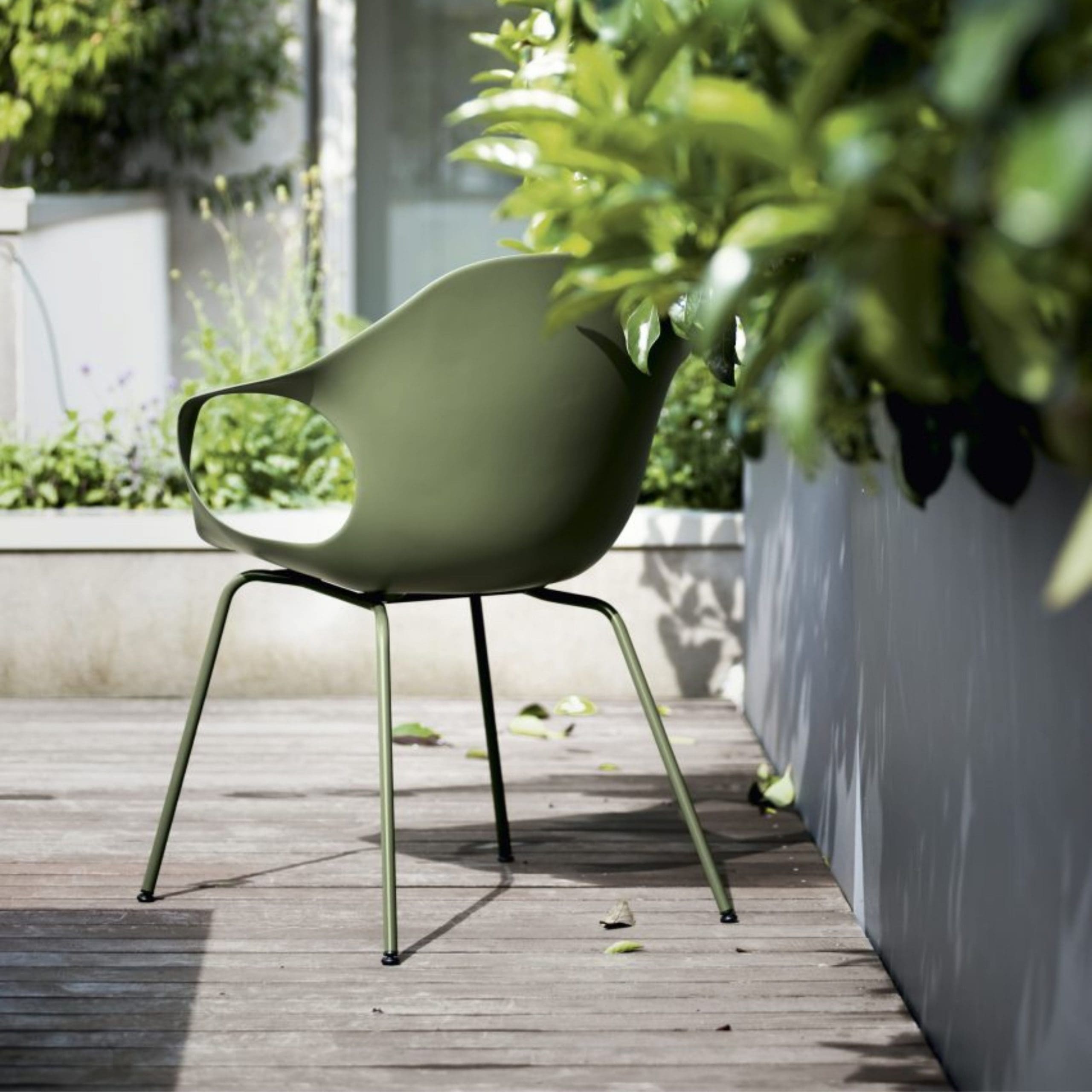 poltroncina elephant kristalia verde poltroncina elephant kristalia verde