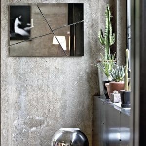 Specchio Bontempi Casa modello Break, specchio elegante e di design, adatto ad essere inserito in qualsiasi ambiente della casa.