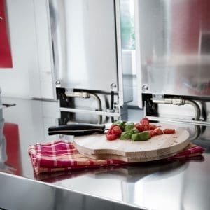 Piano cottura ribaltabile a due fuochi Alpes dettaglio