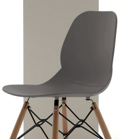 Sgabello La Seggiola modello Shell Stool