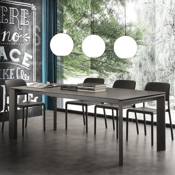 Tavolo Laseggiola modello Ceramique