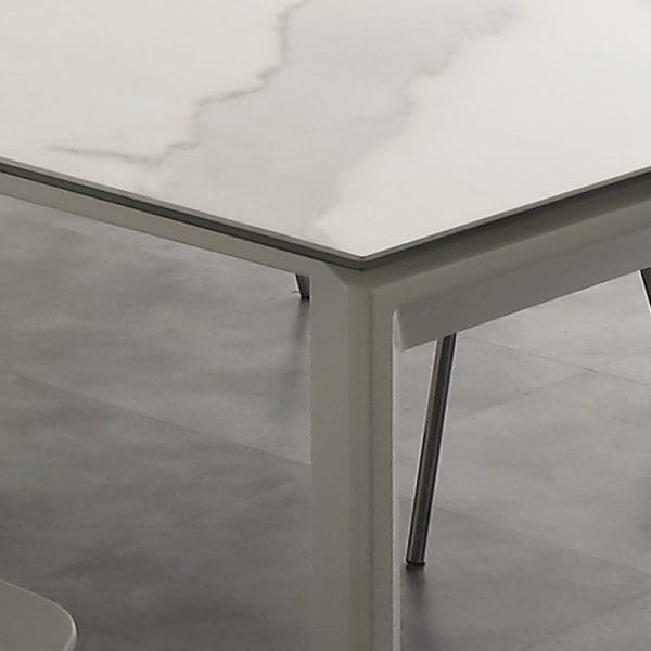 Tavolo Laseggiola modello Ceramique