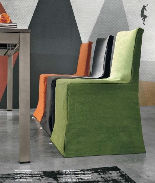 Sedia Tomasella modello Tiffany gonna, Tiffany si mette in lungo per vivere la quotidianità come fosse sempre un'occasione speciale.