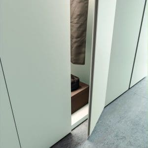 camera-matrimoniale-bianca-armadio–battente-santa-lucia-pratico (1)