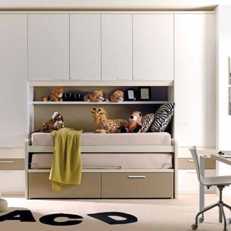 Cameretta Doimo CityLine Composizione 932, la soluzione del ponte lineare dal design geometrico e essenziale da una percezione immediata di grande solidità.