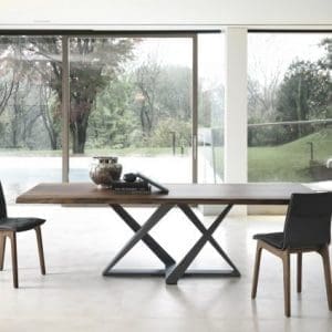 Tavolo Bontempi Casa modello Millennium, struttura in acciaio laccato, disponibile nei colori