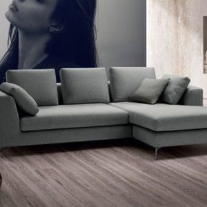 Divano Samoa modello Sugar, prodotto versatile, dal carattere deciso e offre il design più moderno ad un prezzo contenuto.