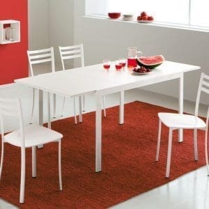 Sedia Calligaris linea Connubia modello Ace, struttura in metallo e sedile disponibile in molteplici materiali e finiture.