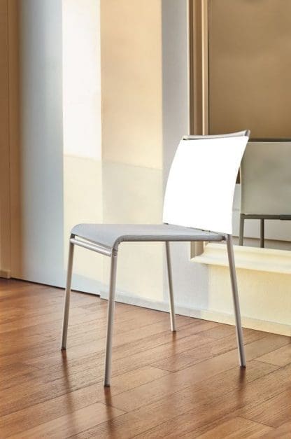 lola_44-70m097_x039 lola_44-70m097_x039