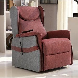 Poltrona Stones modello Laura, grazie alle sue dimensioni ridotte, è adatta ad essere inserita in qualsiasi ambiente della casa.