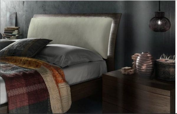 santa-lucia-letto-modello-parentesi-con-testiera-imbottita-con-luce_O2