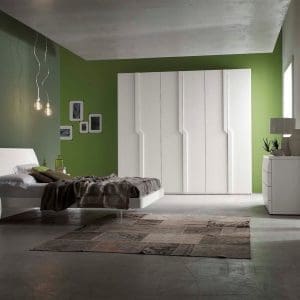 Letto Santa Lucia modello Parentesi, oltre ad essere estremamente funzionale con la luce incorporata è anche dal design unico ed accattivante.