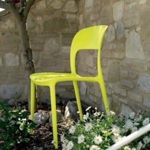 Sedia Bontempi Casa modello Gipsy, dal design moderno e seducente. Interamente prodotta con materiali riciclabili al 100%.