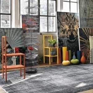 Tavolino Tomasella modello Kalista, tavolino in metallo laccato opaco Bianco Gesso. Kalista può essere usato come comodino o tavolino multifunzione.