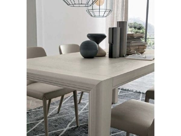 Tavolo Tomasella modello Medea 1