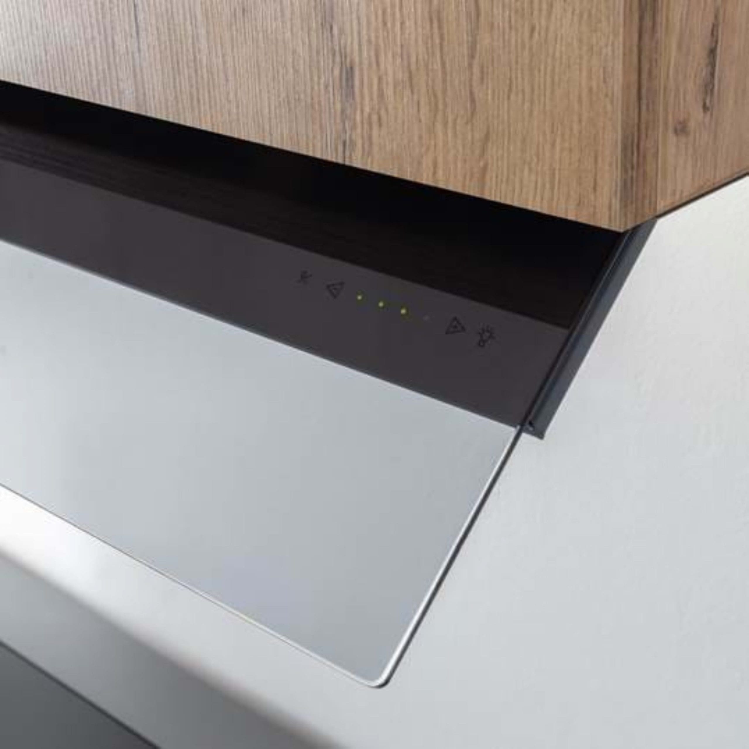 Cappa telescopica Novy modello Fusion Advanced – dettaglio. (2) Cappa telescopica Novy modello Fusion Advanced – dettaglio. (2)